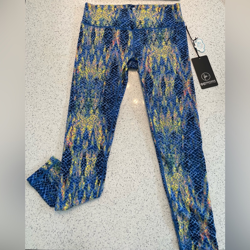 BNWT 90 Degree By Reflex Multicolor Snake Patterned Stay Cozy Leggings 🐍